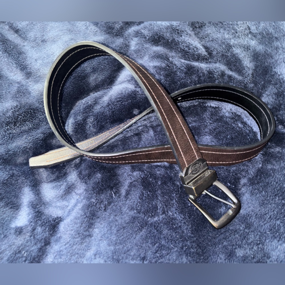 Dickies - size 38 - leatherDark Brown Belt with Metallic Buckle